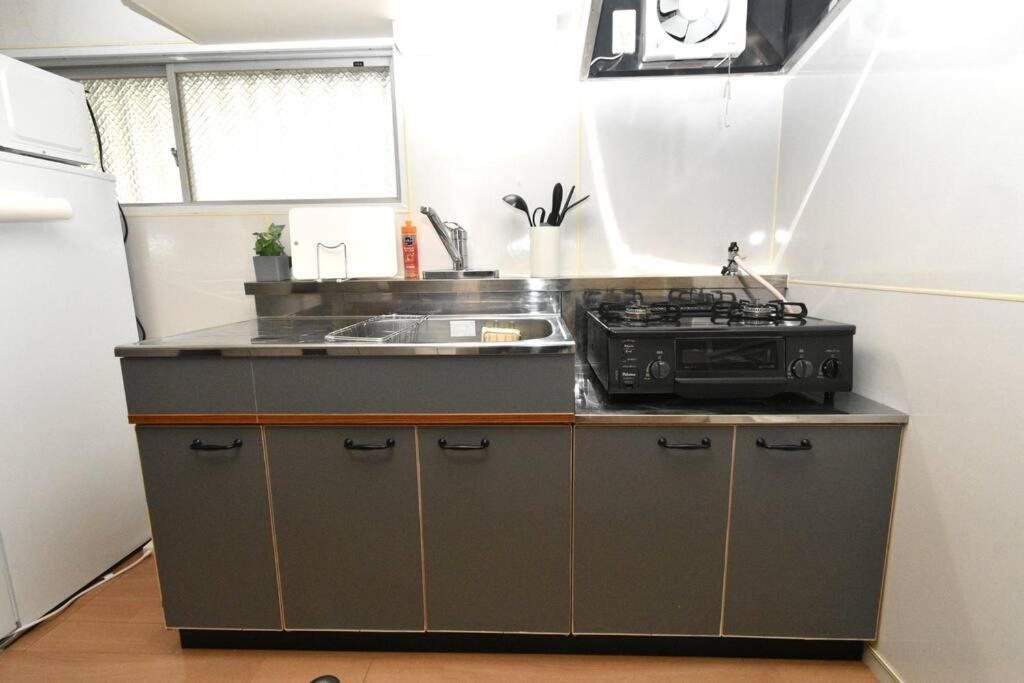 ゆったり1Ldkで最大8人まで宿泊可能！博多駅・キャナルも徒歩圏内！コンビニ・スーパー徒歩１分！ 住吉 エクステリア 写真